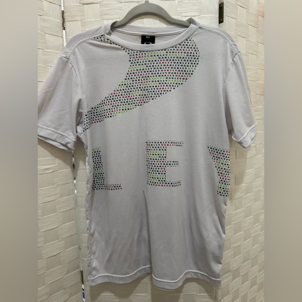 Oakley White Multicolor Logo Graphic Performance T-Shirt Men’s Small